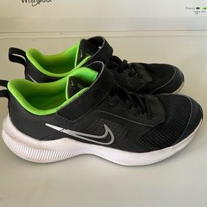 Boys Nike Downshifters